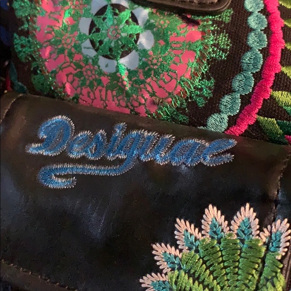 Bag - Picture 5 of 6